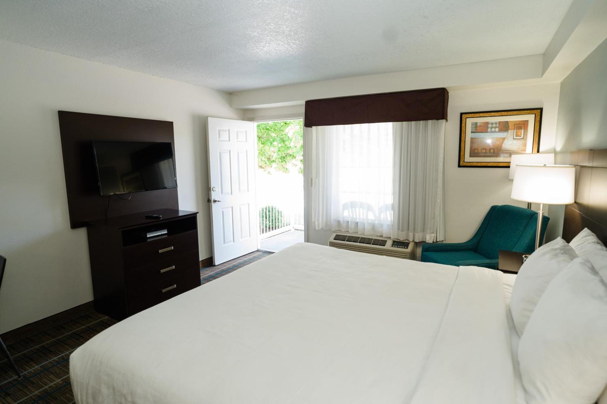 เมนสเตย์ สวีตส์ น็อกซ์วิลล์ Hotel ภายนอก รูปภาพ